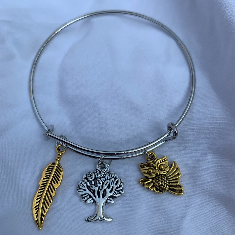 Brand New! Handmade! Adjustable Charm Bangle Bracelet! - Picture 3 of 7